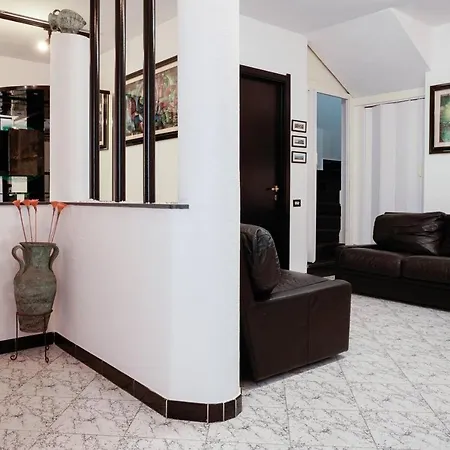 Vincent House Holiday home *