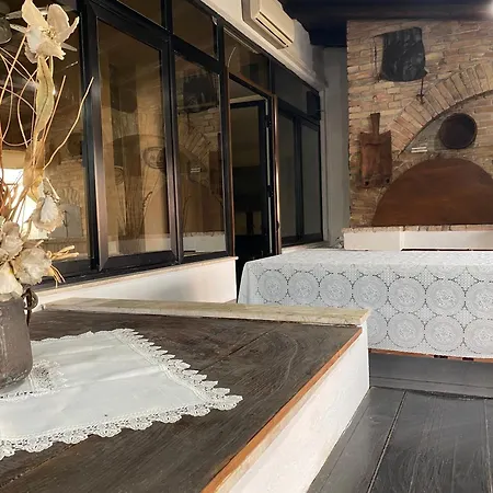 Vincent House Tatil Evi